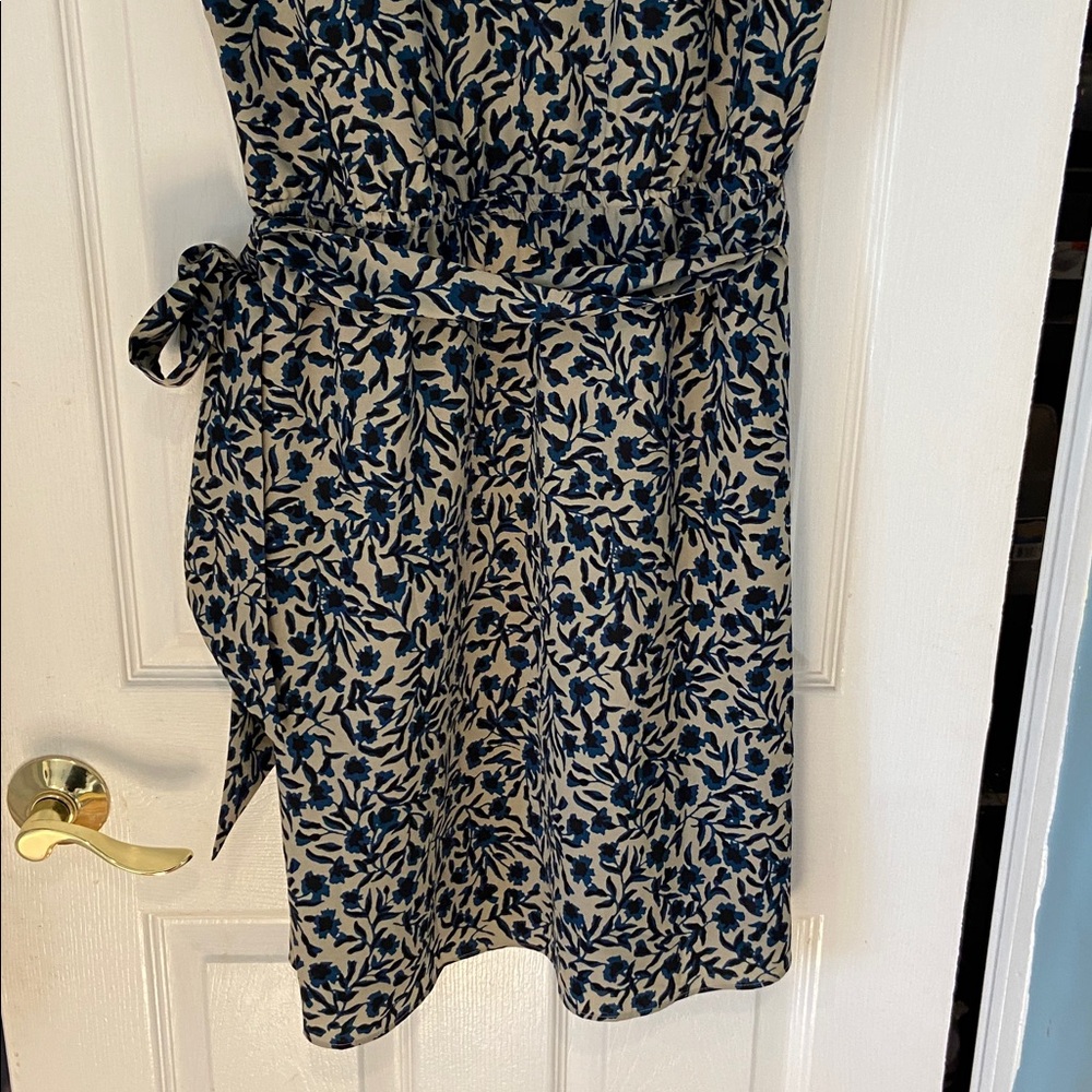 LOFT Blue and Gray Patterned Dress - Picture 7 of 7